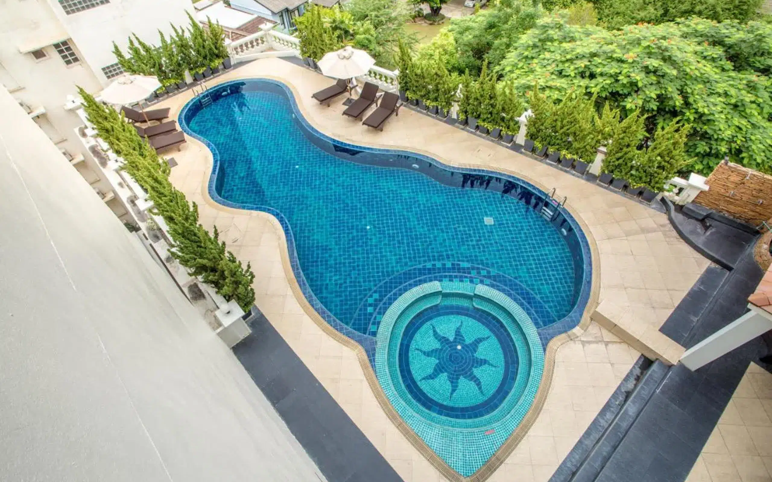 Hope Land Hotel Sukhumvit 24